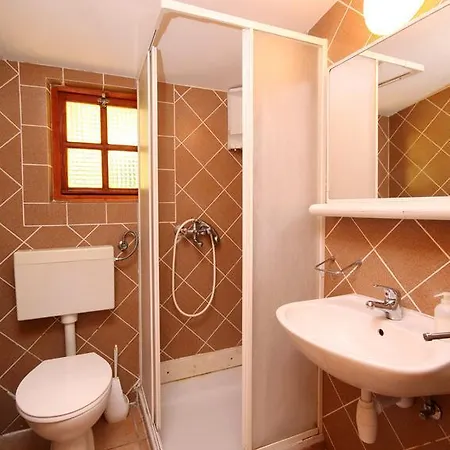 Apartment Ivan Dolac 8711c Jelsa (Hvar)